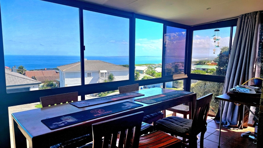 3 Bedroom Property for Sale in Dana Bay Western Cape